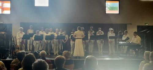 Avril-2024-avec-Akwarihom-Montbazon