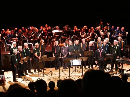 Concert de Printemps de l'Orchestre d'Harmonie du Val de l'Indre. Ensembles vocaux invités le P'tit Choeur et Akwa-rihom'